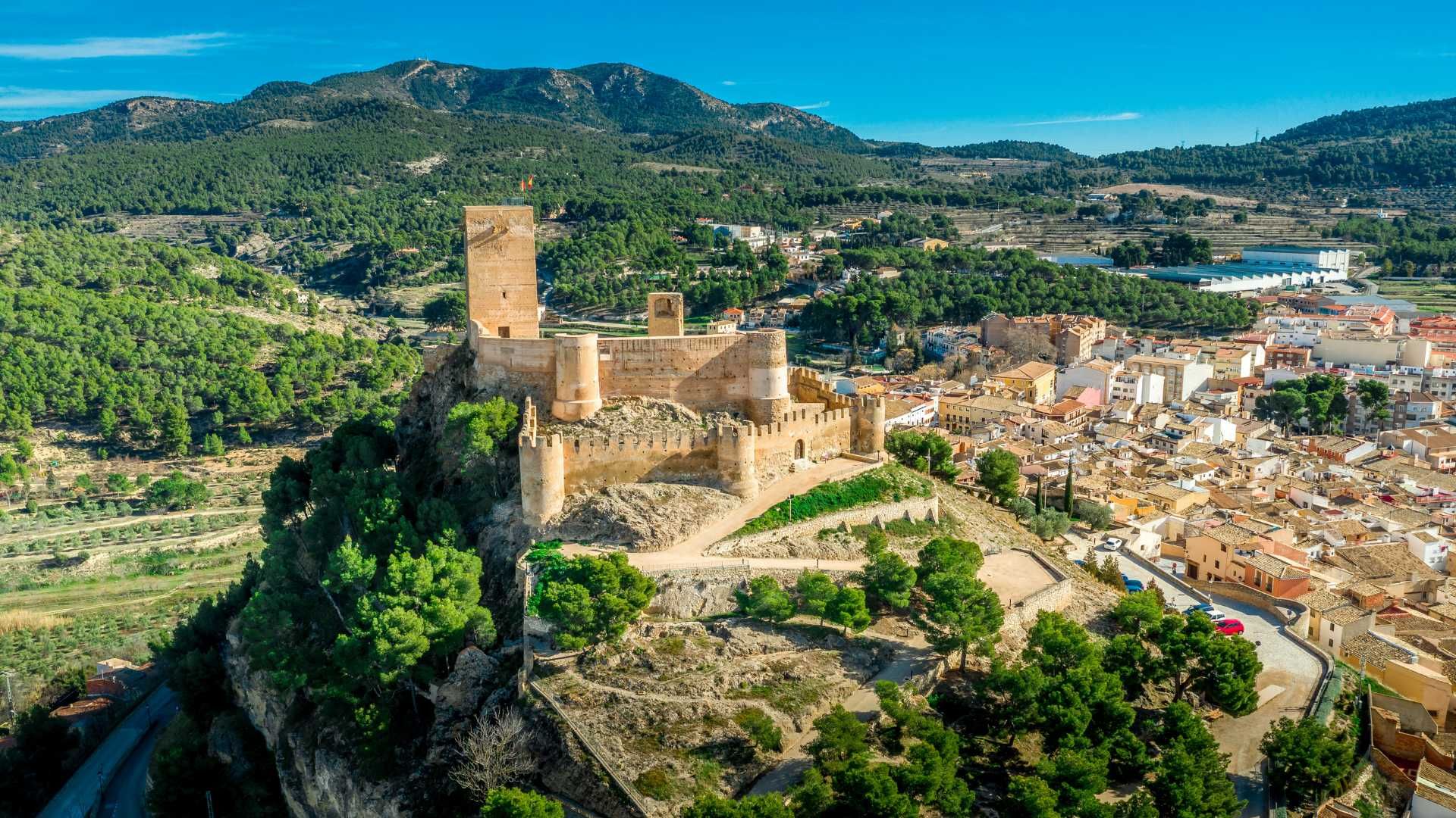 The castles in the province of Alicante in five days